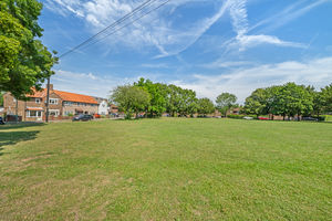 Photo 15- click for photo gallery